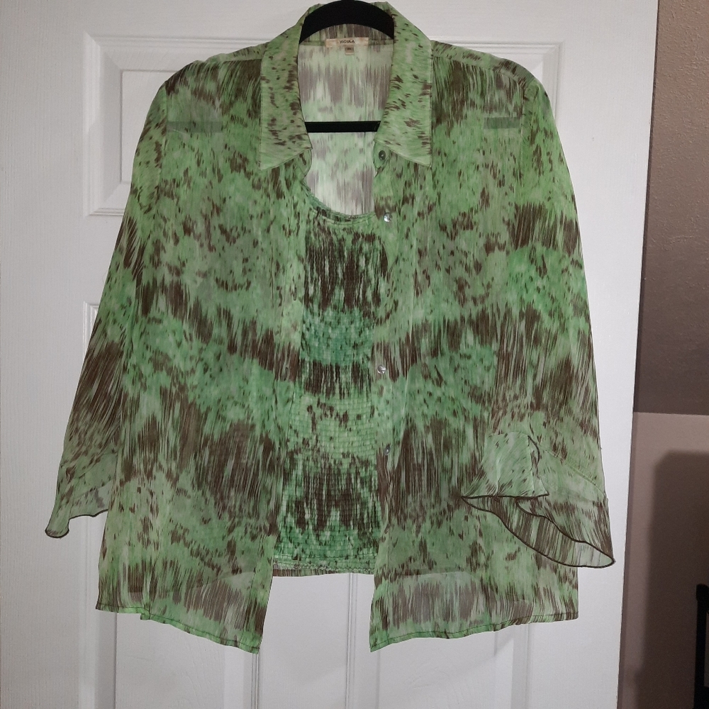 Nicola tank and shirt size xl